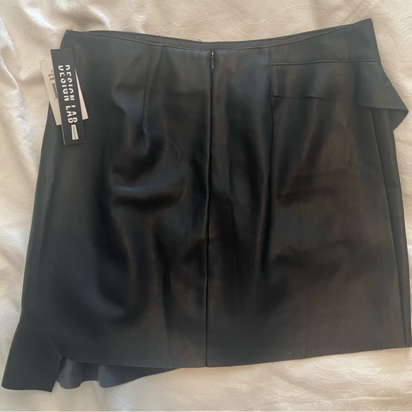 Design Lab - Picture 3 of 3